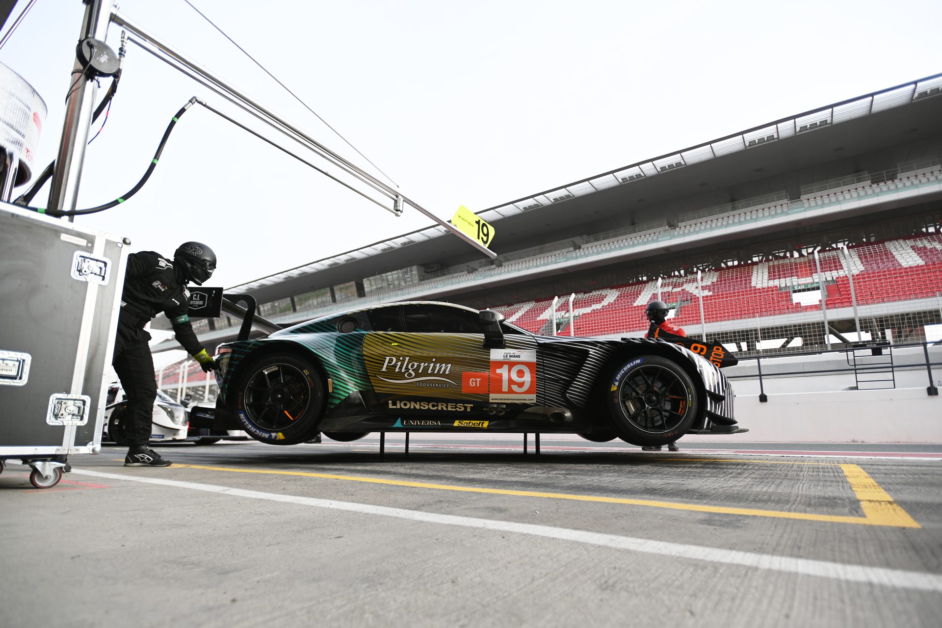 Blackthorn Racing Aston Martin GT3 racing action